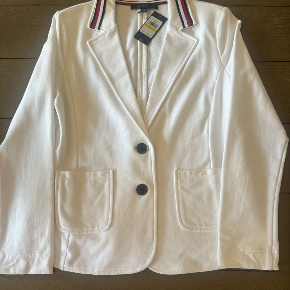 NWT Tommy Hilfiger Women’s White Blazer with Classic Striped Collar
